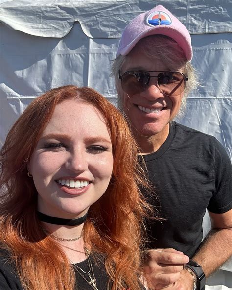 Shelbi Nikol | My body's too bootylicious for ya babe. | Instagram