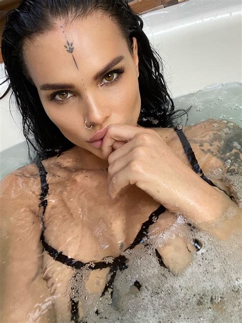 @sunny.kerss at OnlyFans | Erotic Beauties