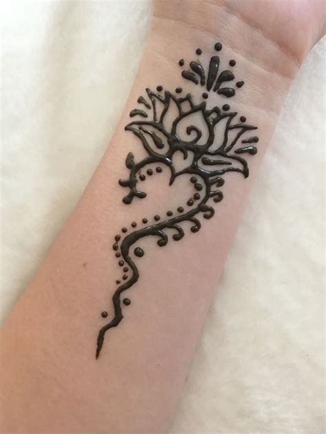 how long will a henna tattoo last 4