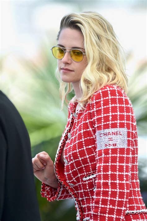 Kristen Steward Boob Slip - Hot Celebs Home