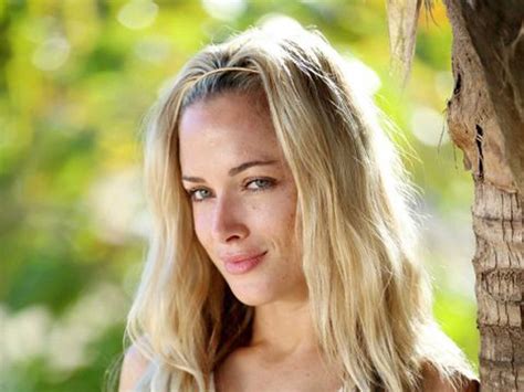 Oscar Pistorius trial: Reeva Steenkamp told athlete she 'loved him' for