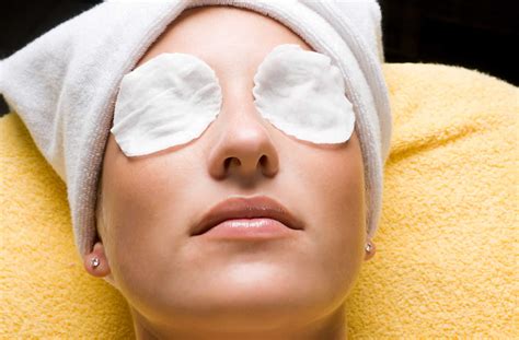 How Effective Is an Eye Mask for Dry Eye Relief?