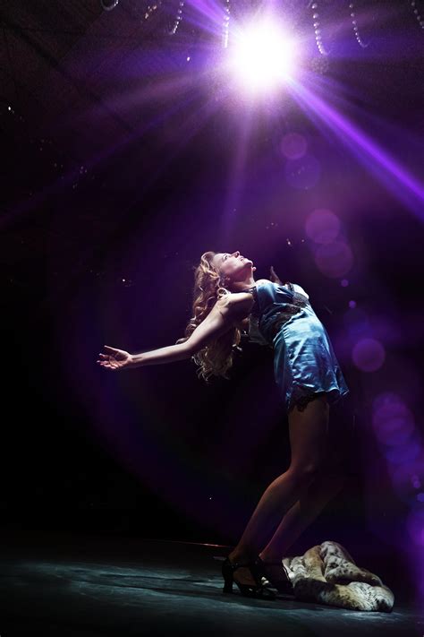 Lucy Lawless photo gallery - 128 high quality pics | ThePlace