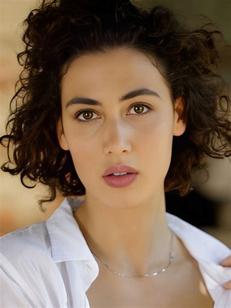 Gena Miller (Model) Age, Biography, Height, Wiki, Weight, Photos