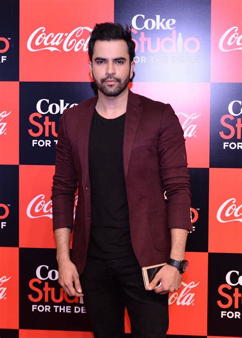 Junaid Khan Wallpapers - Wallpaper Cave