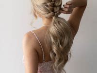 9 Flight attendant hairstyles ideas | long hair styles, hairstyle, hair ...