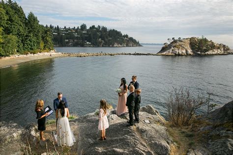 The Best Natural Vancouver Wedding Photo Locations by Clint Bargen