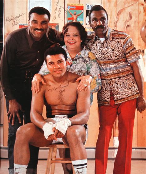 famiglia muhammad ali alis family  spar    million