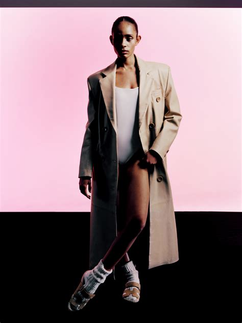 COATS : MAYKA TRENCH (COATS) by www.manokhi.com