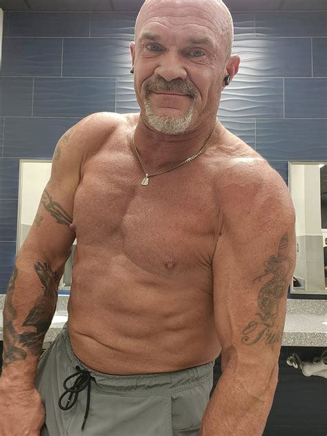 Some days I feel like i could pull down the walls of my gym... Today