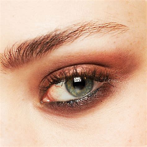 Can You Wear Bronzer As Eyeshadow at Naomi Krause blog