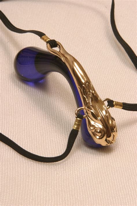 Women's Gold G-string Clitoral Jewelry With Black Acrylic - Etsy Norway