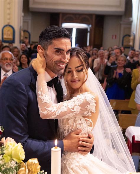 Le foto del matrimonio di Giorgia Palmas: "Amavo il vestito, mi ha