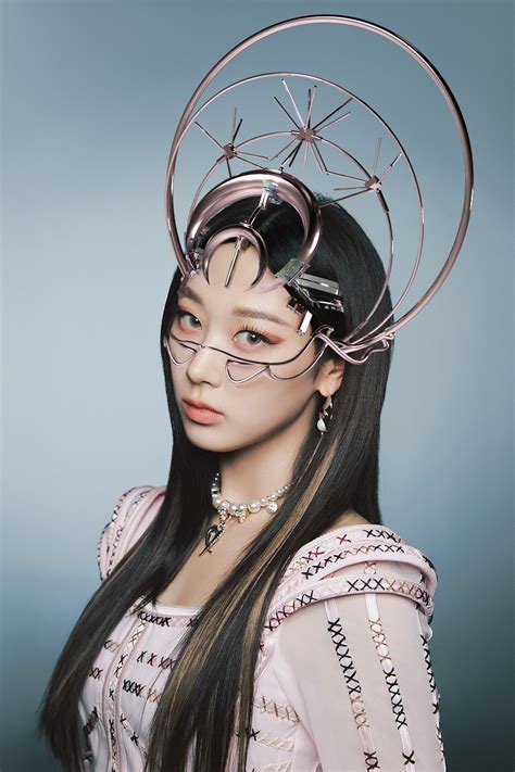aespa Savage Teaser Photos (SYNK DIVE) (HD/HQ) - K-Pop Database