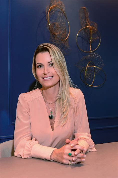 Capri Joalheria - Joalheria Beatriz Werebe abre loja em Capri ao lado de grifes como ...