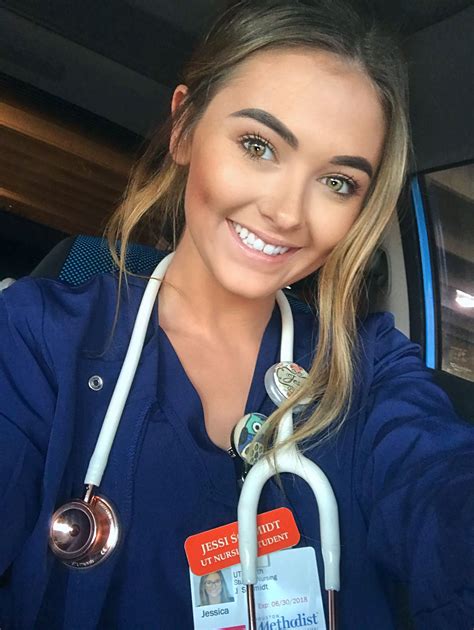 Pinterest : @baddiebecky21| Hello Nurse, Nurse Love, Scrubs Nursing