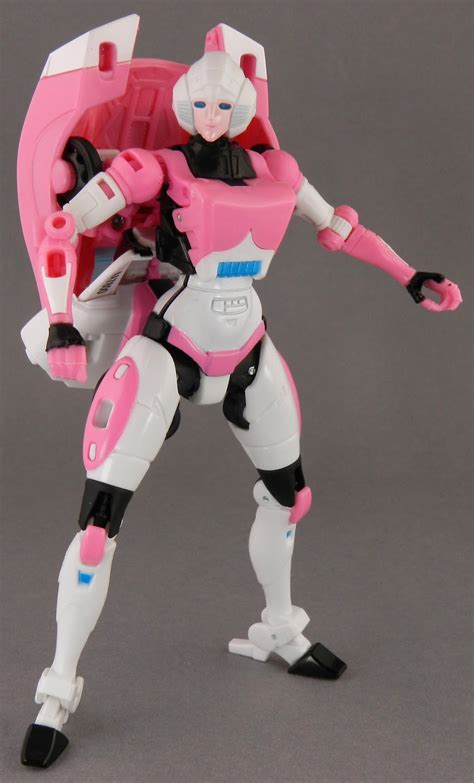 Random Toy Reviews: Transformers Legends: Arcee LG-10