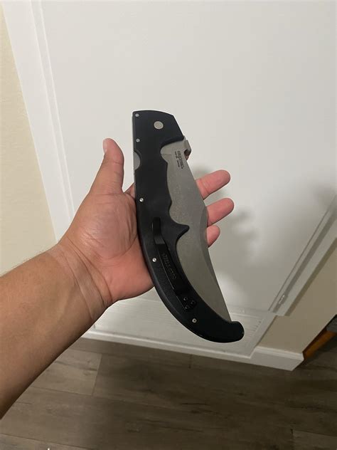 Got this little cutie today : r/knives