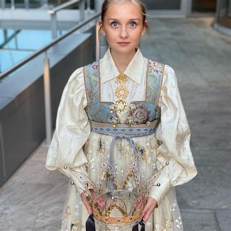 tronderbunad dame embla bunader