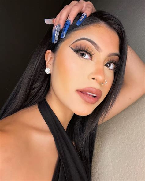 Desiree Montoya - Live Stream Video 04/24/2021 • CelebMafia