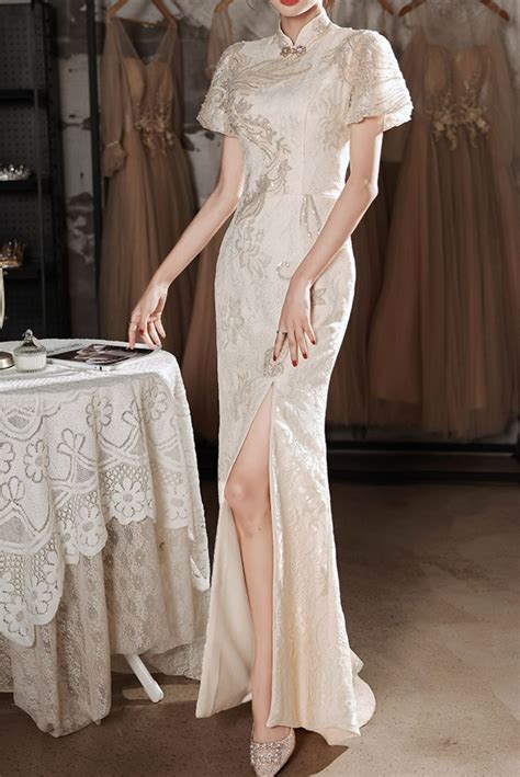 Modern Chinese Wedding Dress | White Cheongsam Qipao | Chinese Bridal