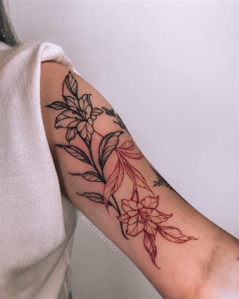 Tatuagem Sem Sombreamento - Tatuagem femenina | Tatuagem sem contorno, Tatuagem personalizada ...