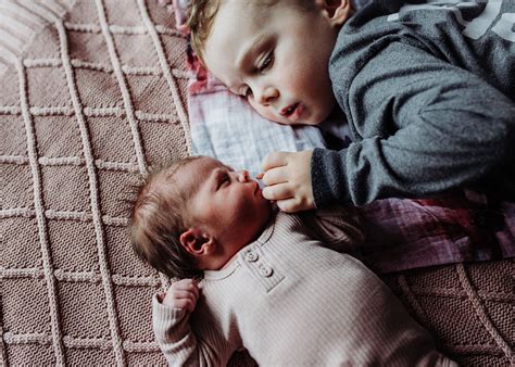 Newborn And Toddler Photography Ideas | Click Love Grow