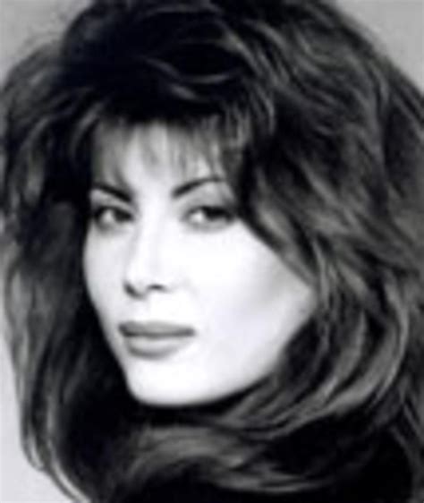 Lisa Comshaw – Movies, Bio and Lists on MUBI