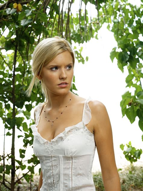 Lost S2 Maggie Grace as "Shannon Rutherford" | LOST (2004-2010