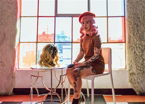 Recommended Queer-Friendly Hairstylists to Follow on Instagram 2