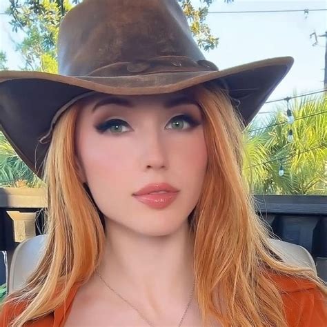 This Amouranth Leaks Timeline Will Leave You SPEECHLESS - ecyr6c3