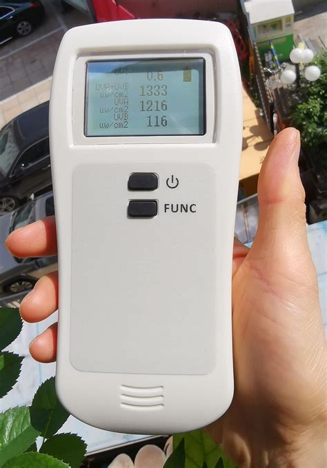 Snapklik.com : Ultraviolet UVA And UVB Light Meter, Display UV Index