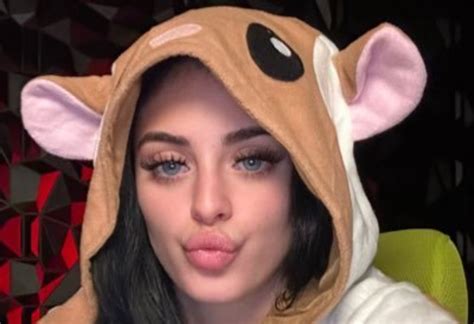 Exclusive: The Truth Behind the Emileexo OnlyFans Leak - 98zbv14