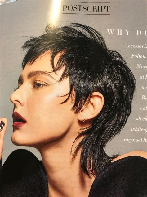 40 Modern Long Wolf Cut Hair Ideas for Every Hair Type 9