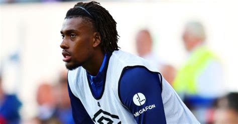 Alex Iwobi backed to become major success at Everton