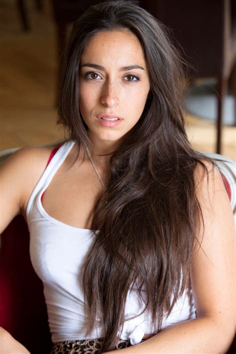 Oona Chaplin photo gallery - high quality pics of Oona Chaplin | ThePlace