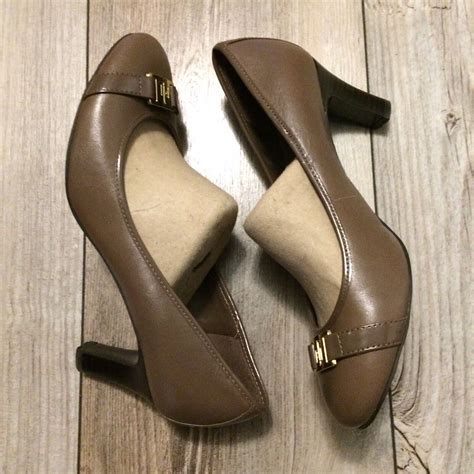 Lauren Ralph Lauren Nude Chunky Heel Pumps US Size 7 … - Gem