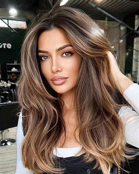 Light Blonde Hair With Brown Highlights