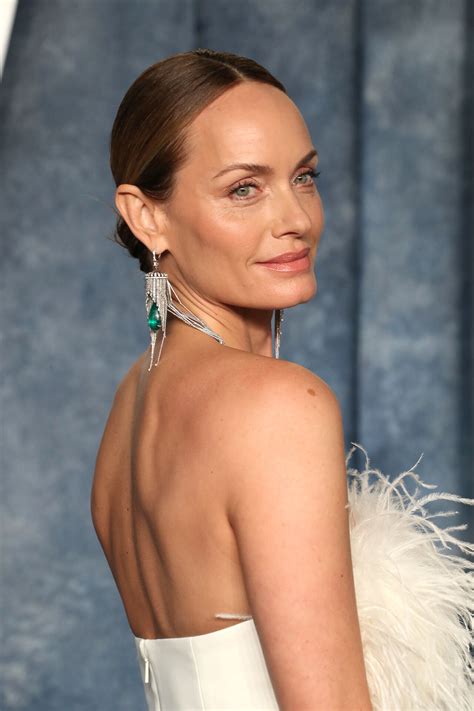 La colección para eventos de Mango, que llevó Amber Valletta a los