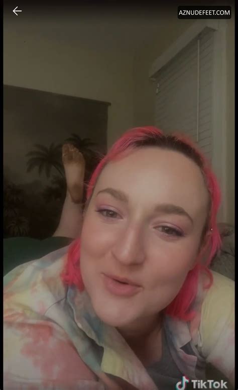 SAWYER FULLER Feet - AZNudeFeet