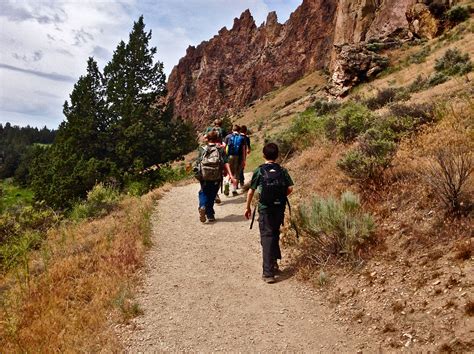 Hike at Smith Rock State Park — SmithRock.com | Smith Rock State Park ...