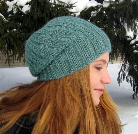 beanie knitting pattern easy
