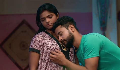 web series bharti jhas intimate scenes    set  mood