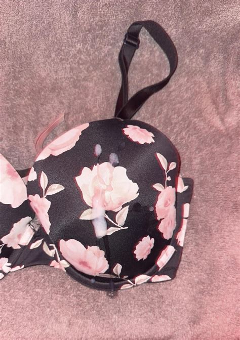 Quick load for moms 32DD : r/CumOnBras
