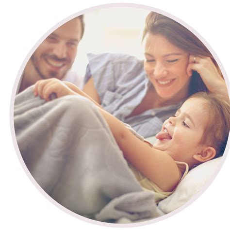 The Unexpected Benefits Of Sharing A Hotel Bed With Your Stepmom. Image 11