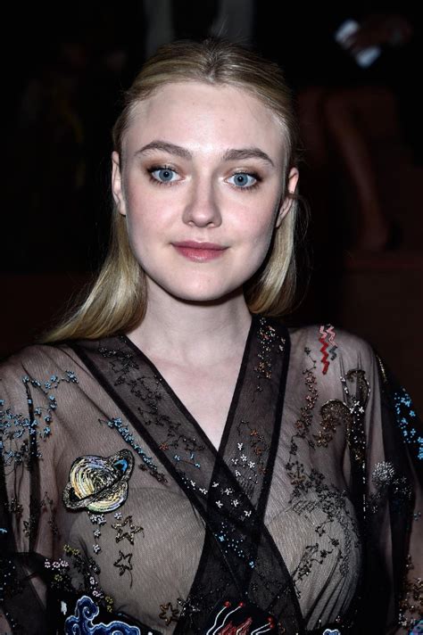 Dakota Fanning - Valentino Fashion Show in Paris 3/8/2016 • CelebMafia