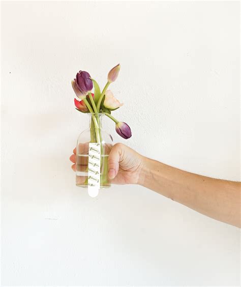 DIY Wall Vase - Francois et Moi