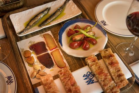 Mar Mía, culto a las brasas mediterráneas con vocación de chiringuito
