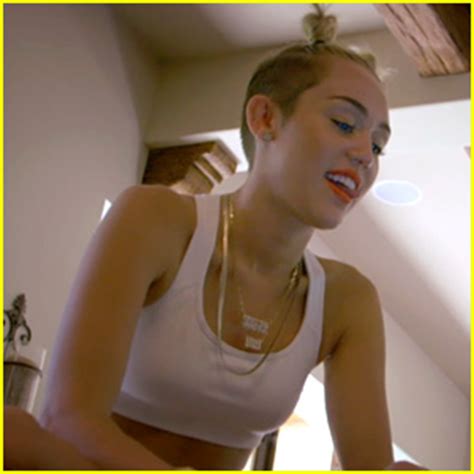 Miley Cyrus: MTV Documentary ‘The Moment’ Promo Video! | Miley Cyrus ...