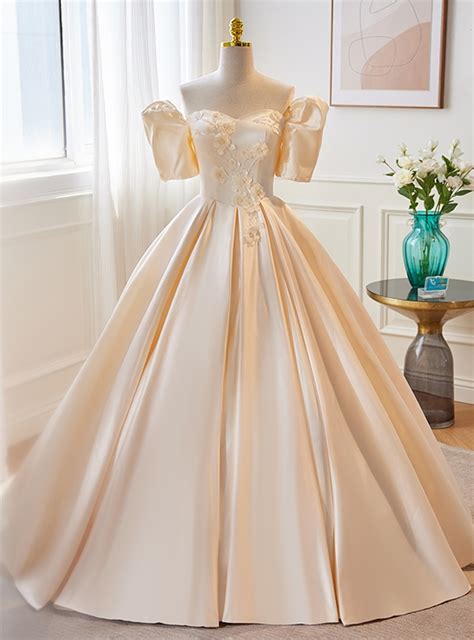 Vintage White Satin Puff Sleeve Wedding Dress